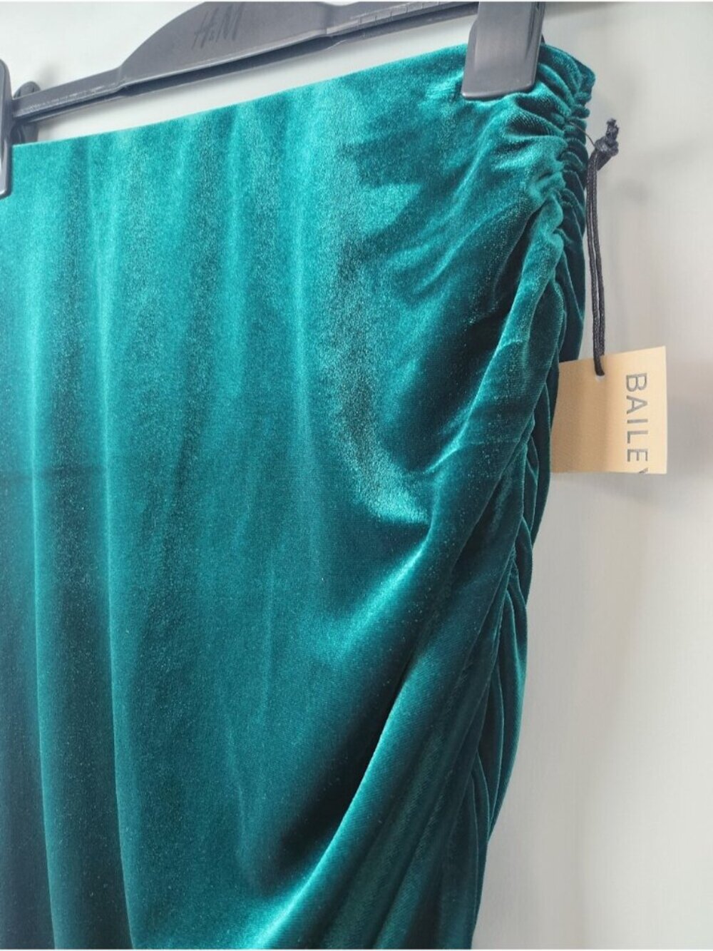 New Revolve Bailey 44 Green Velvet Ruched Skirt Size Small Stretchy Fairy - Picture 4 of 14